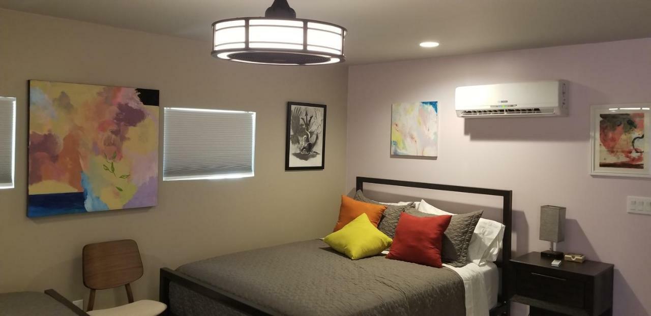 Best Little Guesthouse In Melrose! New Listing! Phoenix Eksteriør billede